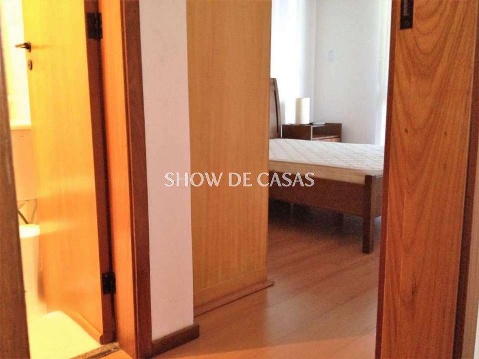 Apartamento à venda com 2 quartos, 75m² - Foto 6