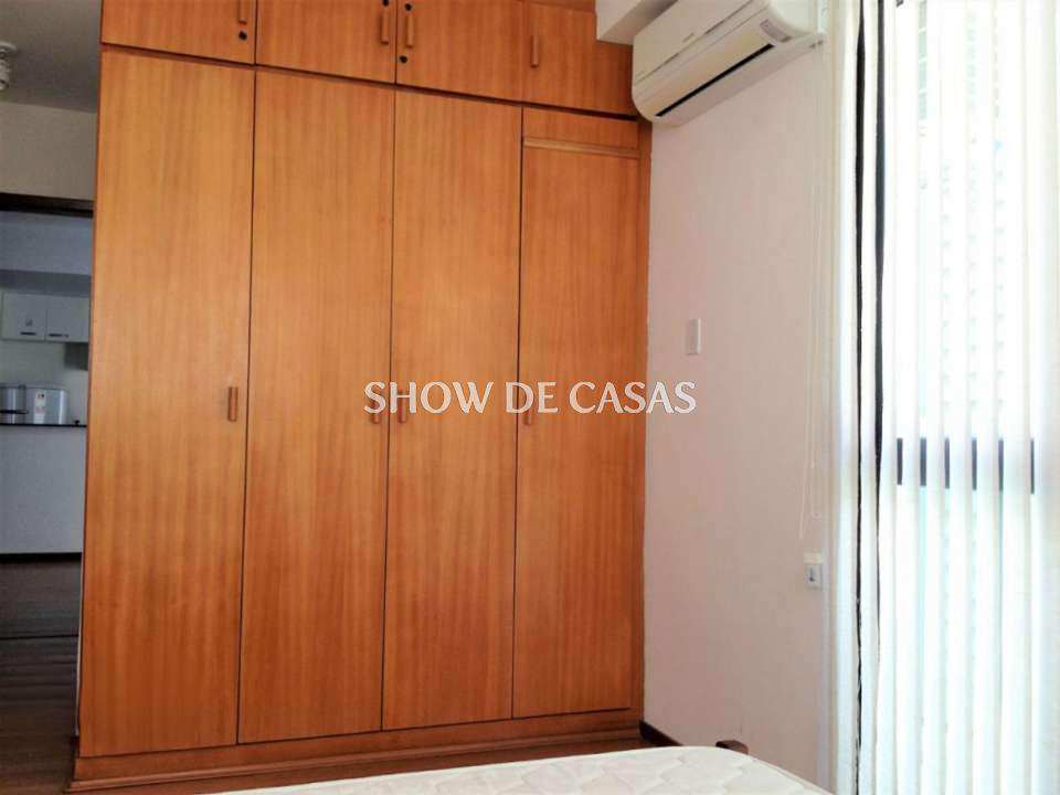 Apartamento à venda com 2 quartos, 75m² - Foto 8