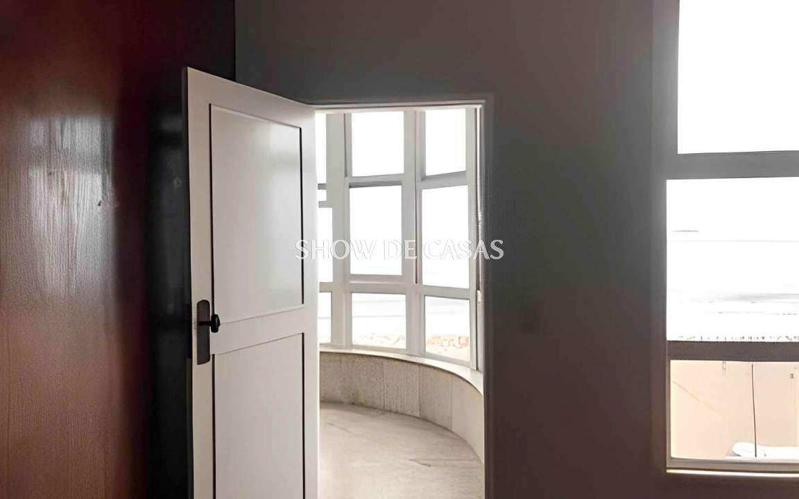 Apartamento à venda com 4 quartos, 280m² - Foto 11