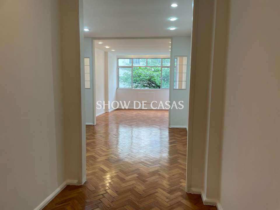 Apartamento à venda com 3 quartos, 112m² - Foto 2