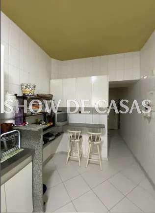 Apartamento à venda com 3 quartos, 135m² - Foto 16