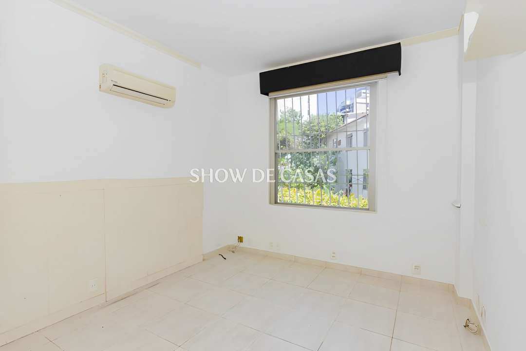 Apartamento à venda com 4 quartos, 190m² - Foto 13