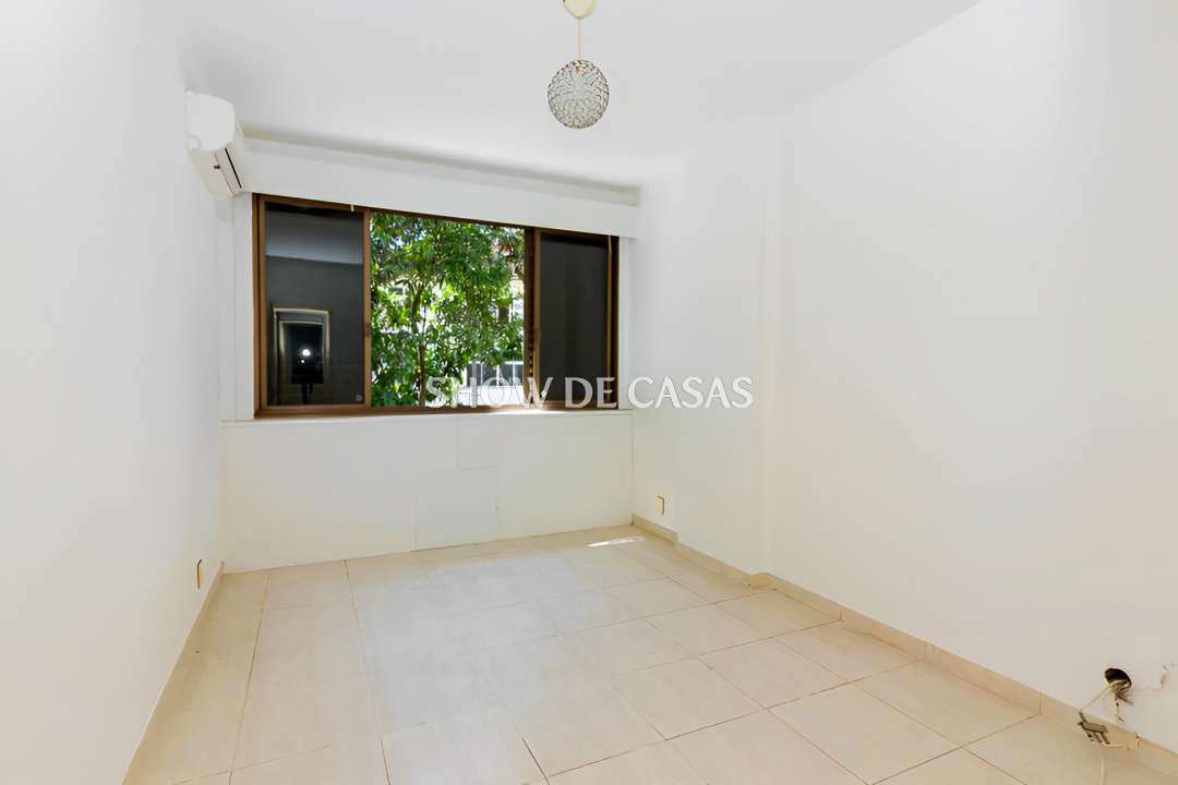 Apartamento à venda com 4 quartos, 190m² - Foto 16