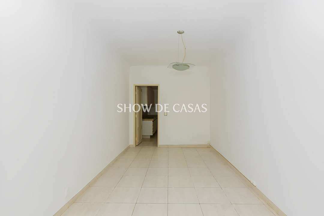 Apartamento à venda com 4 quartos, 190m² - Foto 17