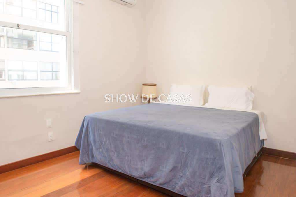 Apartamento à venda com 3 quartos, 223m² - Foto 27