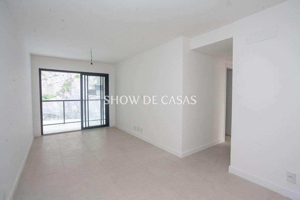 Cobertura à venda com 4 quartos, 205m² - Foto 2