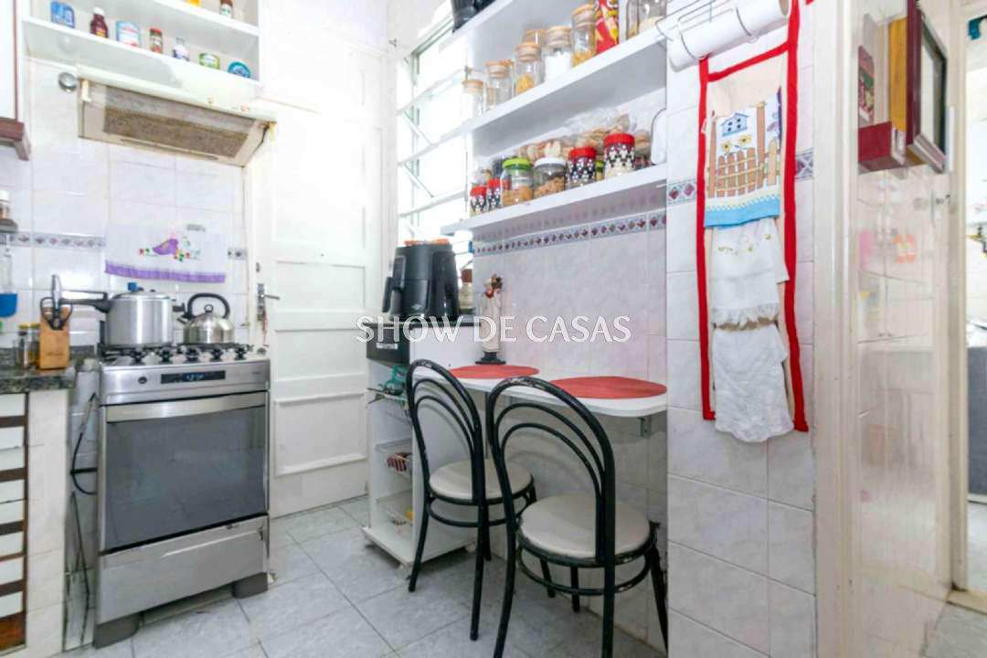 Apartamento à venda com 3 quartos, 140m² - Foto 28