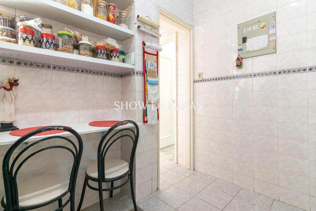 Apartamento à venda com 3 quartos, 140m² - Foto 30