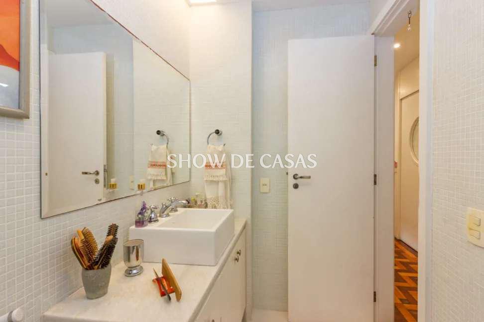 Apartamento à venda com 3 quartos, 148m² - Foto 28