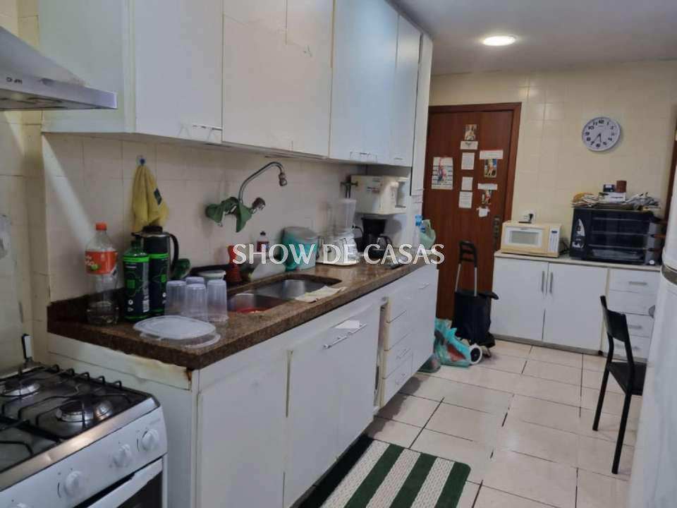 Apartamento à venda com 3 quartos, 150m² - Foto 10