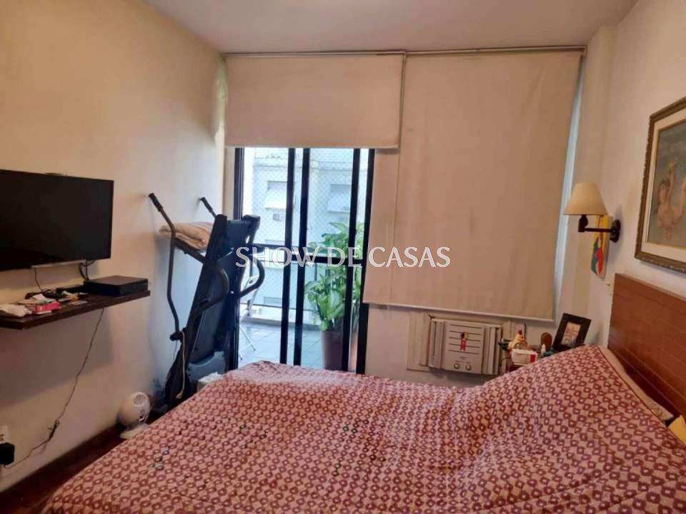 Apartamento à venda com 3 quartos, 150m² - Foto 8