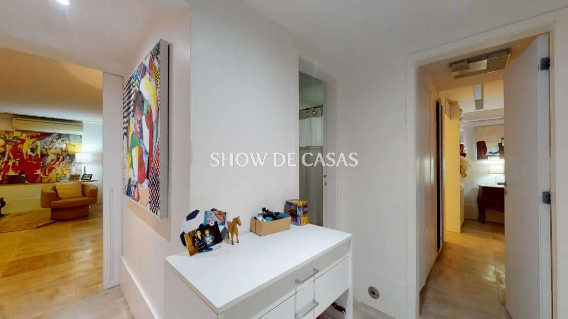 Apartamento à venda com 4 quartos, 153m² - Foto 17