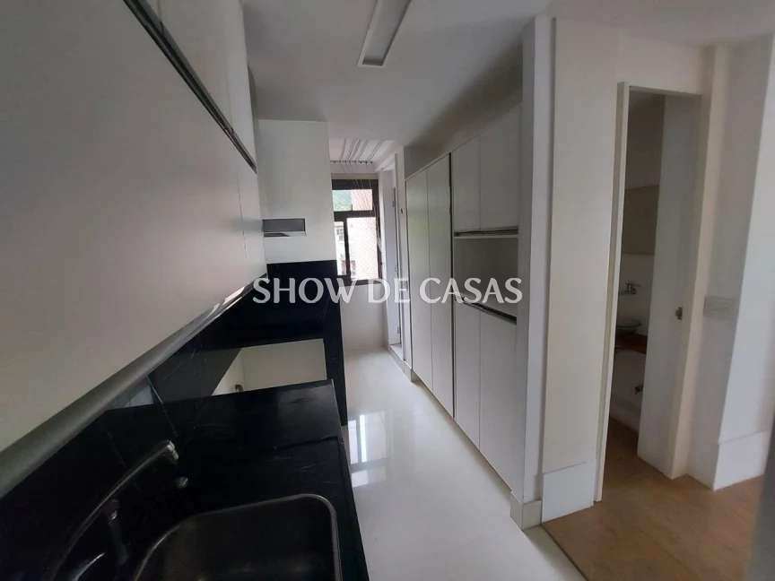 Apartamento à venda com 3 quartos, 153m² - Foto 15