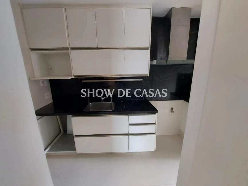 Apartamento à venda com 3 quartos, 153m² - Foto 17