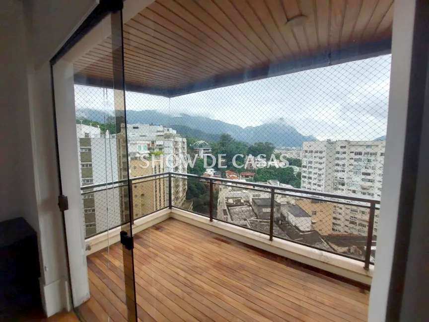 Apartamento à venda com 3 quartos, 153m² - Foto 2