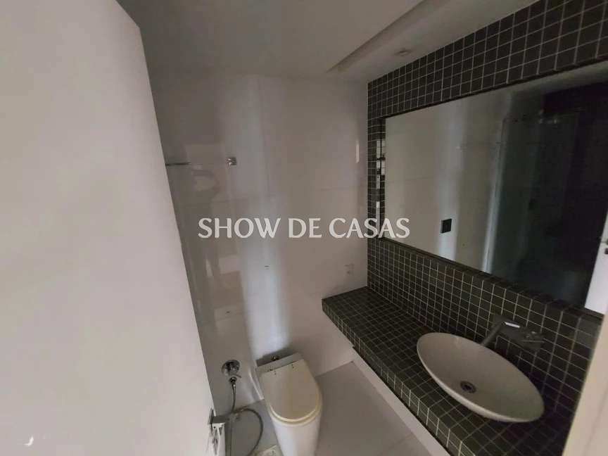 Apartamento à venda com 3 quartos, 153m² - Foto 22