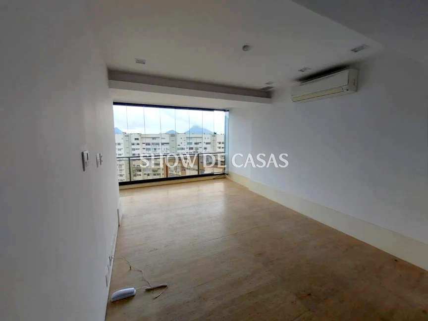 Apartamento à venda com 3 quartos, 153m² - Foto 3