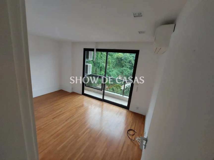 Apartamento à venda com 3 quartos, 153m² - Foto 9