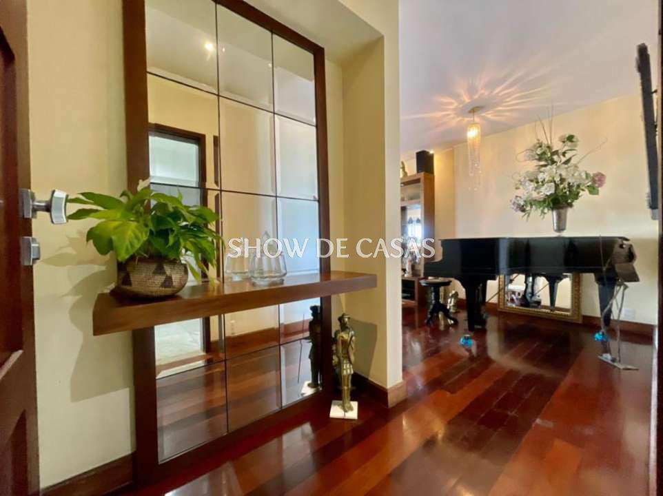 Apartamento à venda com 3 quartos, 173m² - Foto 5