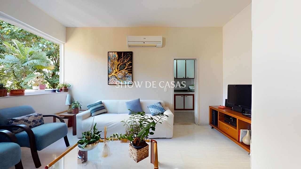 Apartamento à venda com 2 quartos, 69m² - Foto 1