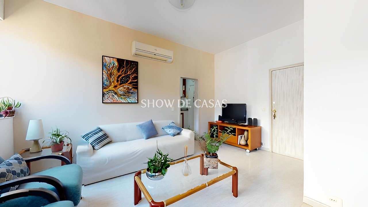 Apartamento à venda com 2 quartos, 69m² - Foto 4