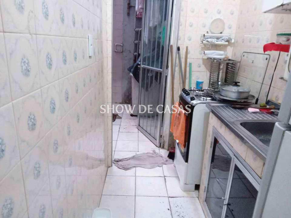 Apartamento à venda com 2 quartos, 65m² - Foto 8