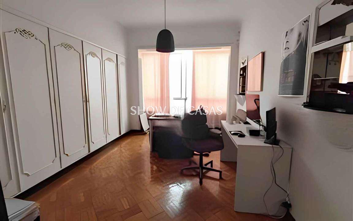 Apartamento à venda com 3 quartos, 172m² - Foto 4