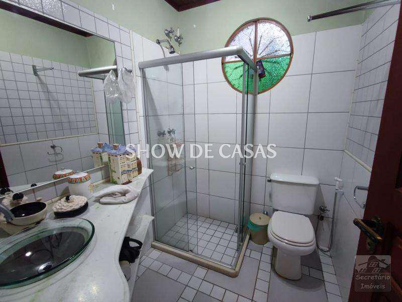 Casa à venda com 3 quartos, 200m² - Foto 12