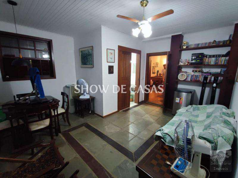 Casa à venda com 3 quartos, 200m² - Foto 8