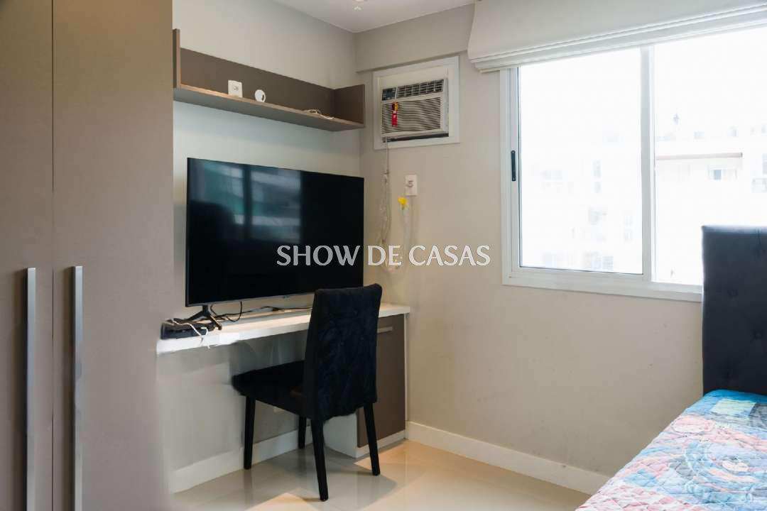 Apartamento à venda com 3 quartos, 137m² - Foto 17