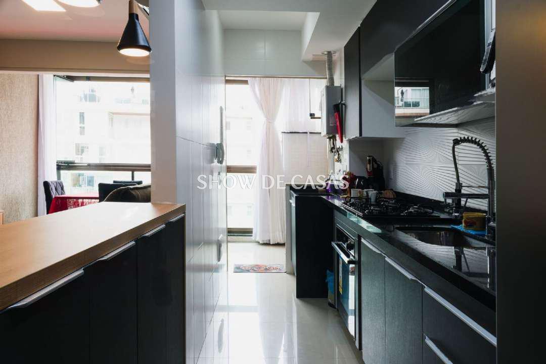 Apartamento à venda com 3 quartos, 137m² - Foto 20