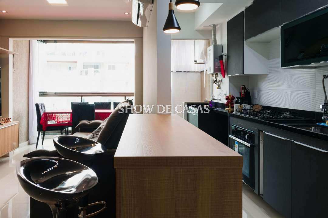 Apartamento à venda com 3 quartos, 137m² - Foto 21