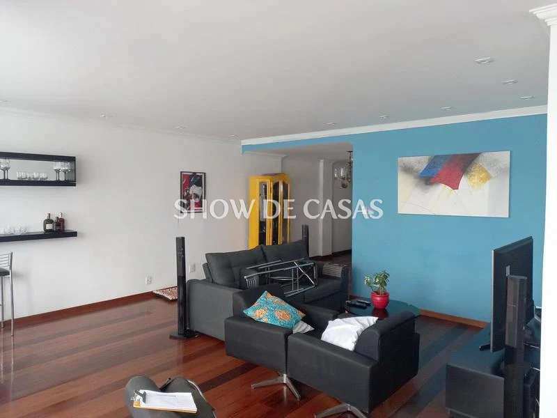 Apartamento à venda com 3 quartos, 131m² - Foto 7