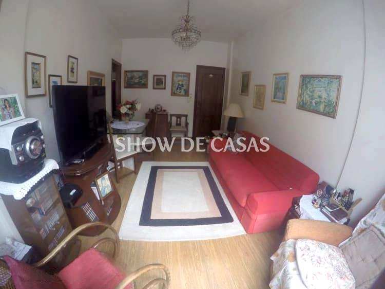 Apartamento à venda com 2 quartos, 70m² - Foto 3