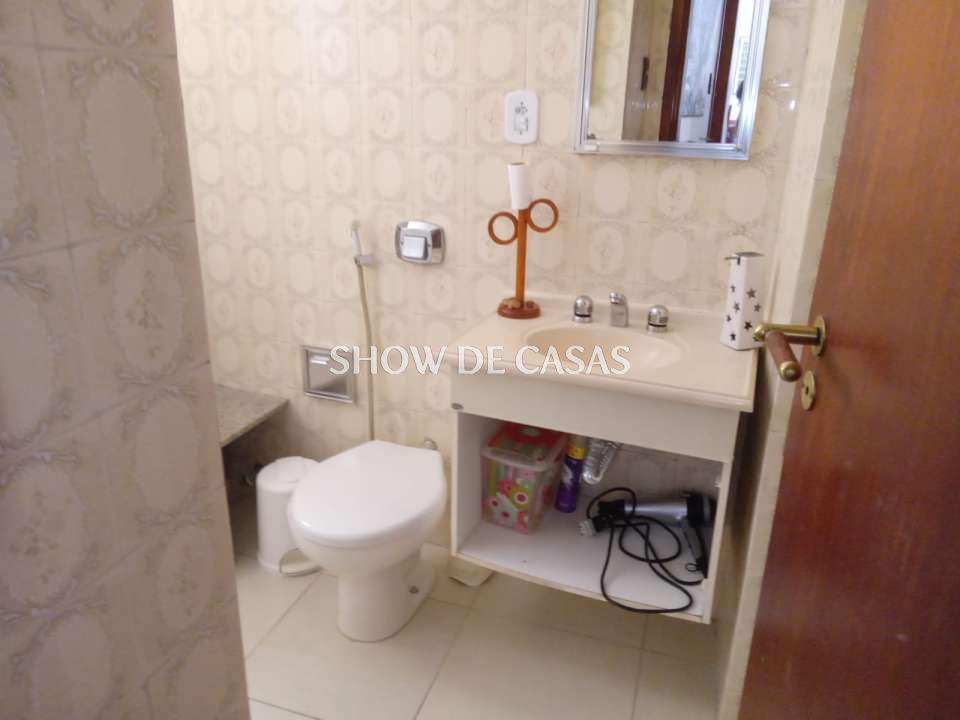 Apartamento à venda com 2 quartos, 75m² - Foto 18