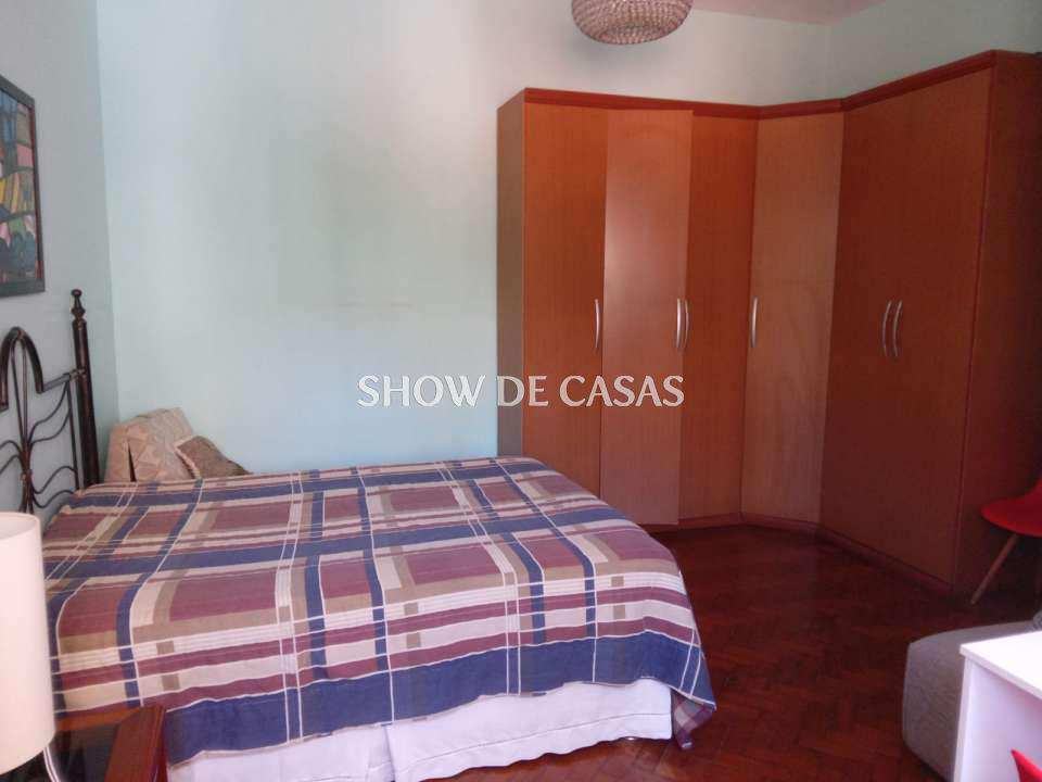 Apartamento à venda com 2 quartos, 75m² - Foto 3