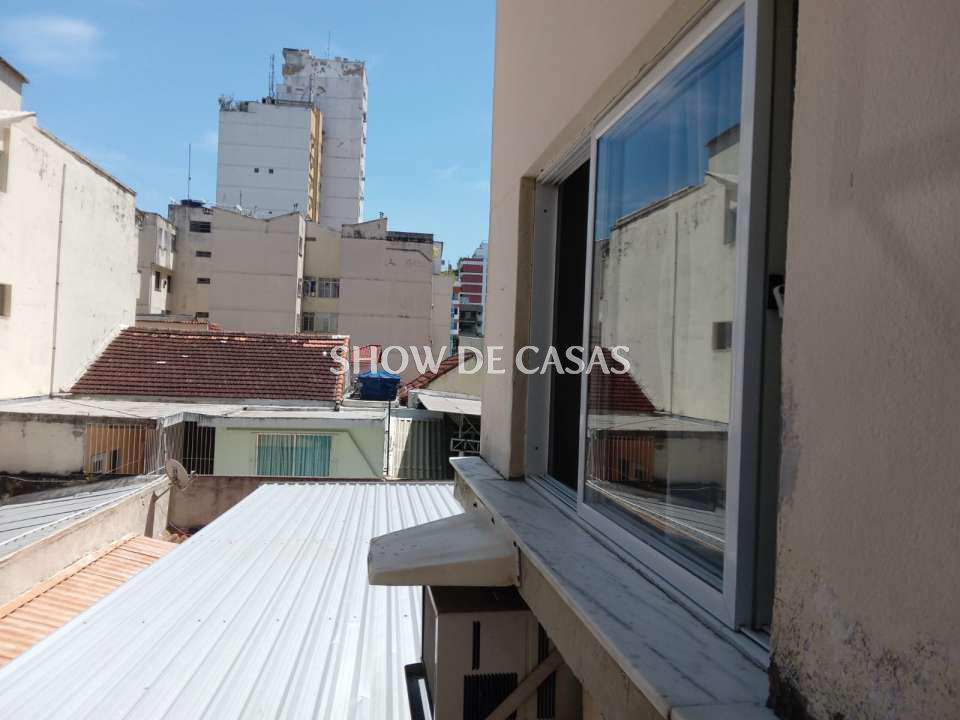 Apartamento à venda com 2 quartos, 75m² - Foto 9