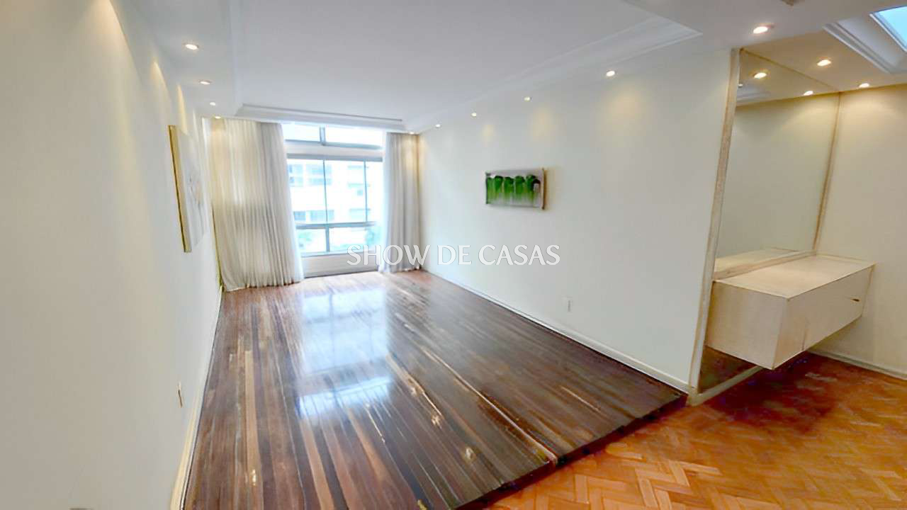 Apartamento à venda com 3 quartos - Foto 1