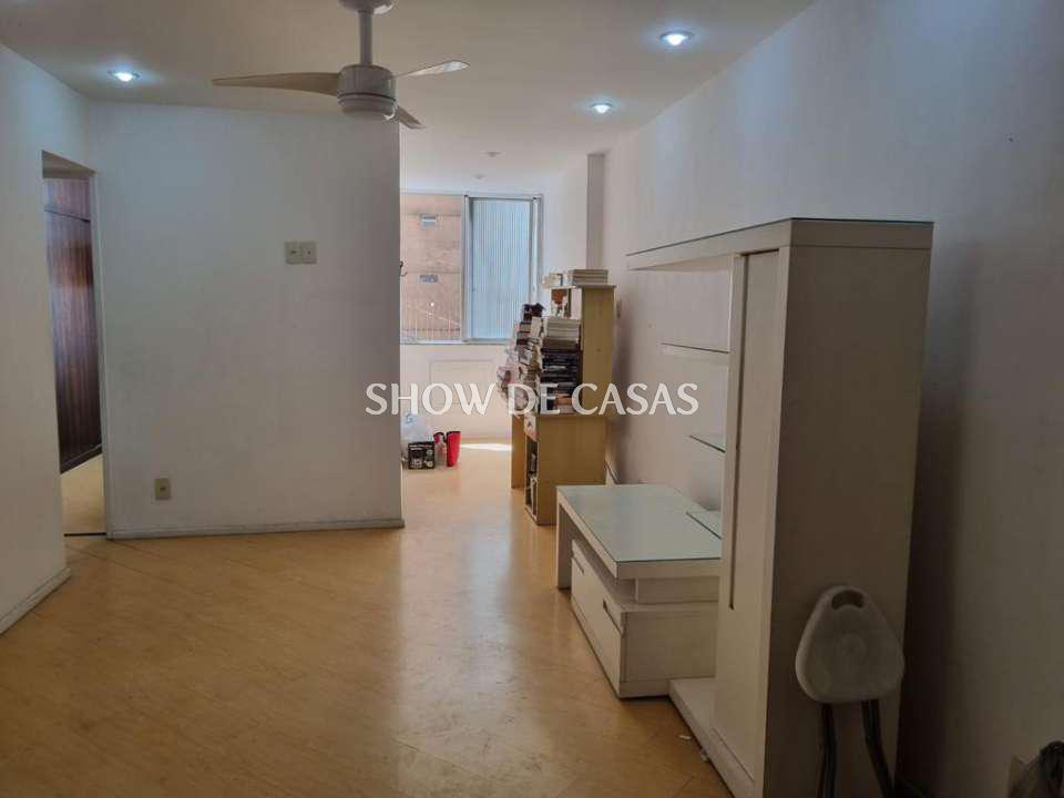 Apartamento à venda com 1 quarto, 47m² - Foto 3