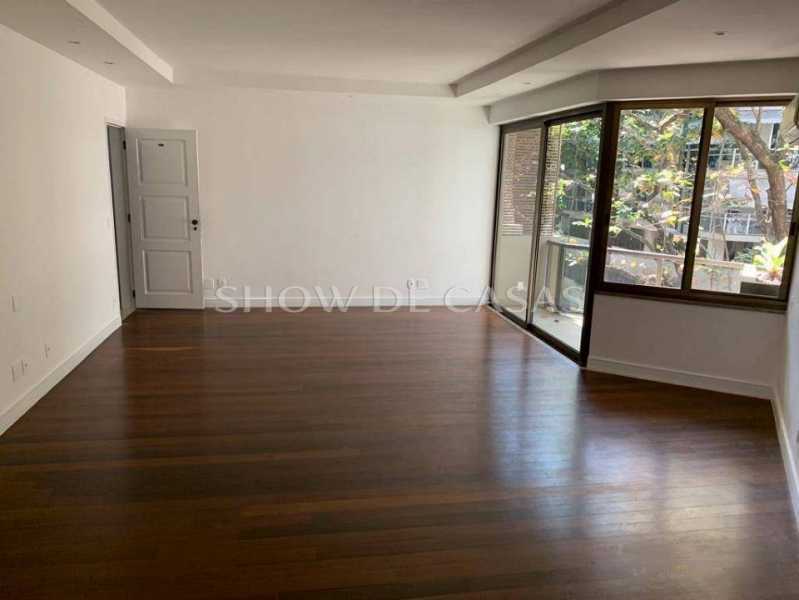 Apartamento à venda com 3 quartos, 113m² - Foto 2