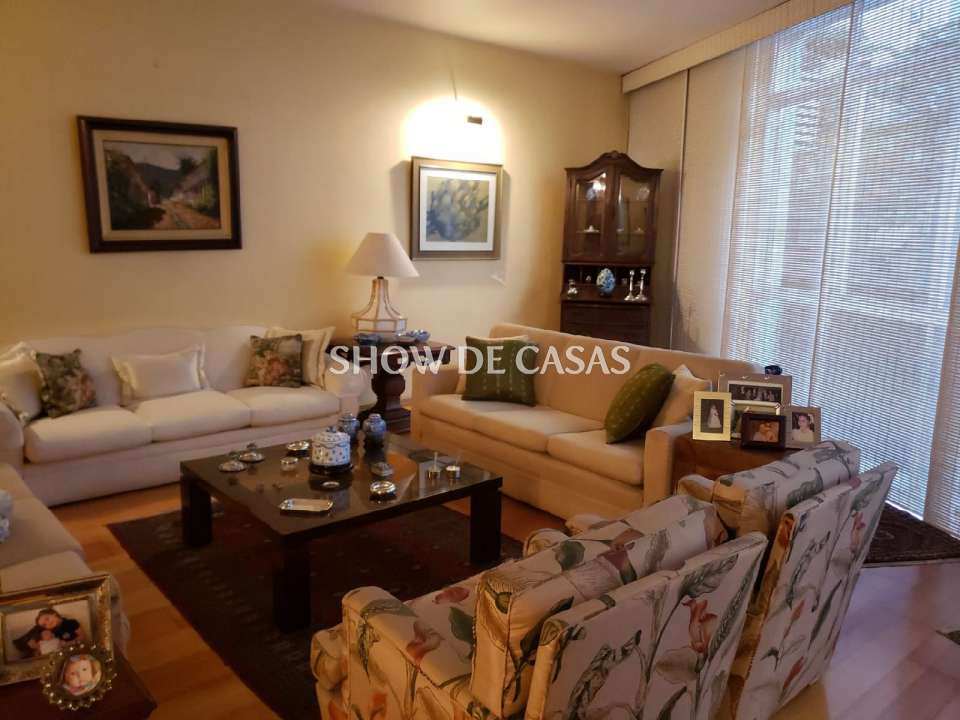 Apartamento à venda com 3 quartos, 201m² - Foto 4