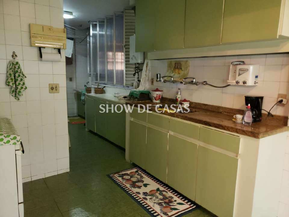 Apartamento à venda com 3 quartos, 201m² - Foto 9