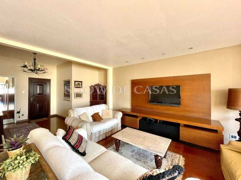 Apartamento à venda com 4 quartos, 214m² - Foto 4