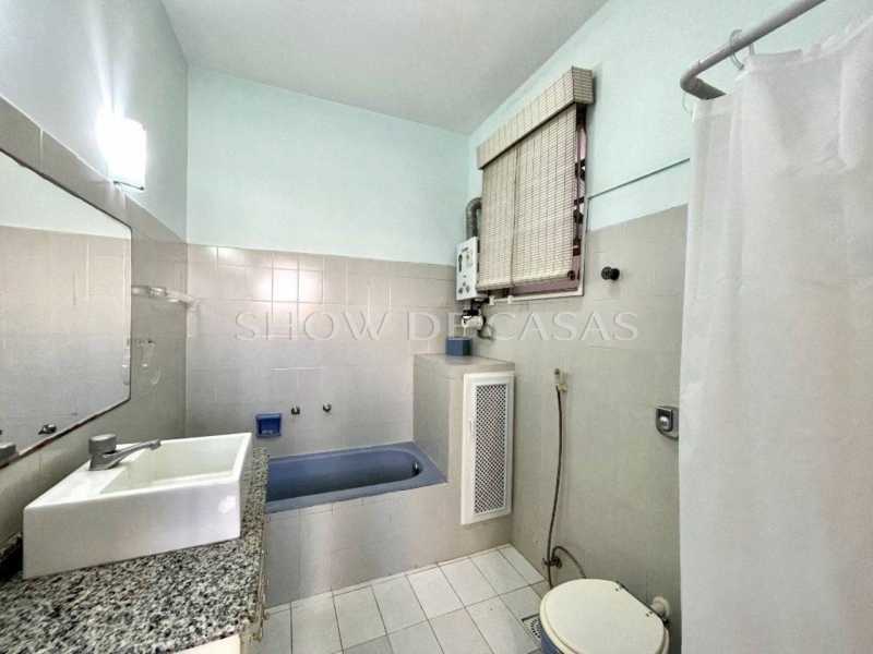 Apartamento à venda com 4 quartos, 214m² - Foto 27