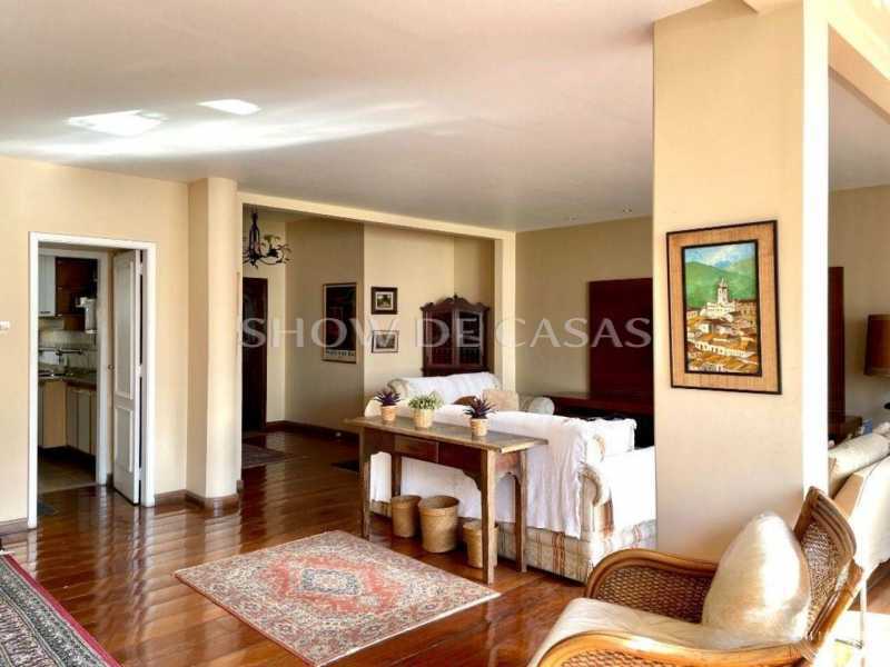 Apartamento à venda com 4 quartos, 214m² - Foto 8