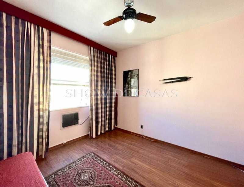 Apartamento à venda com 4 quartos, 214m² - Foto 18