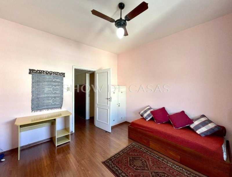 Apartamento à venda com 4 quartos, 214m² - Foto 16