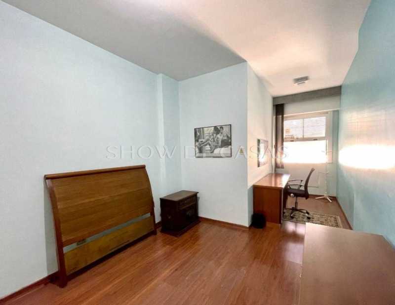 Apartamento à venda com 4 quartos, 214m² - Foto 22