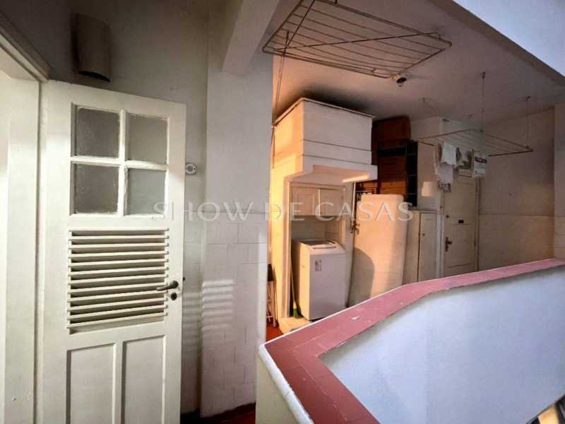 Apartamento à venda com 3 quartos, 210m² - Foto 28