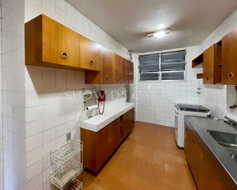 Apartamento à venda com 3 quartos, 210m² - Foto 24